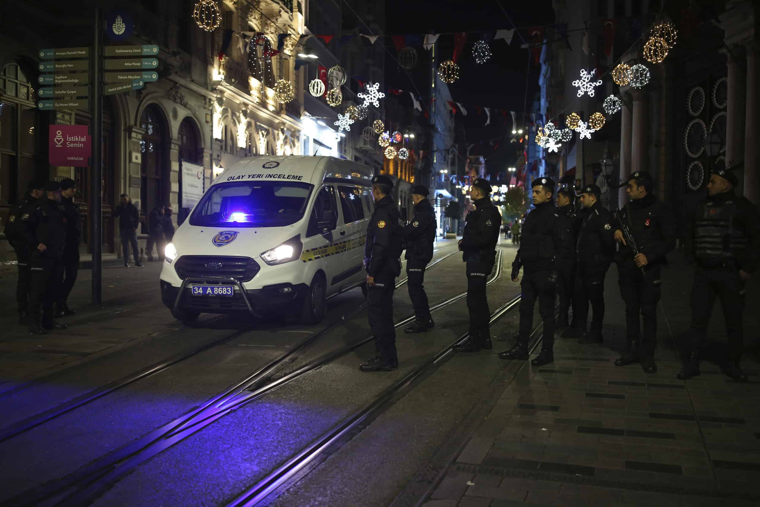 Tragödie in Izmir: Streit wegen „Schulterrempler“ endet tödlich