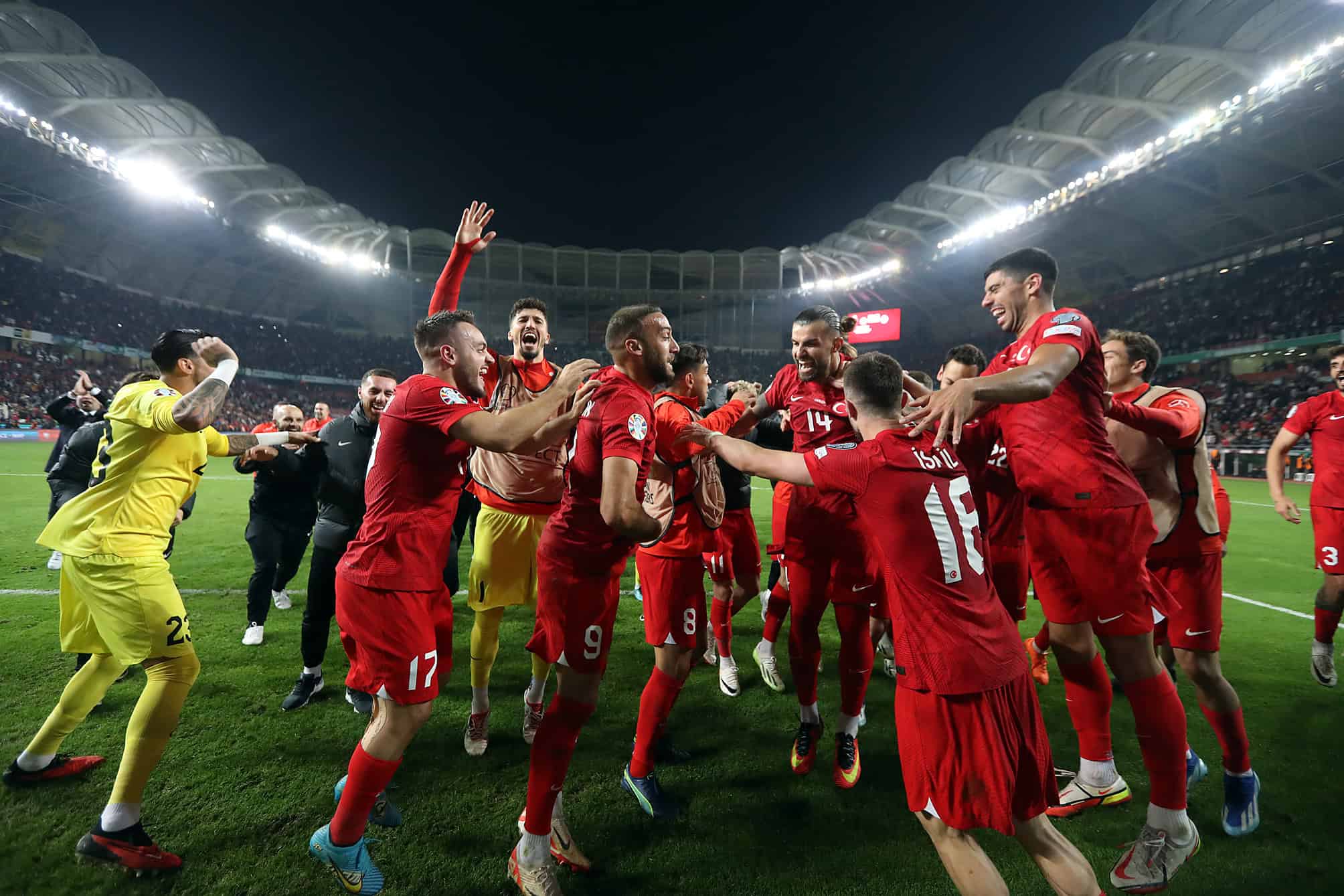 Perfekter Start für Montella: Türkei löst EM-Ticket