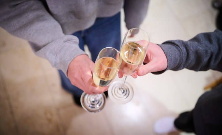 alkohol bei kindern und jugendlichen