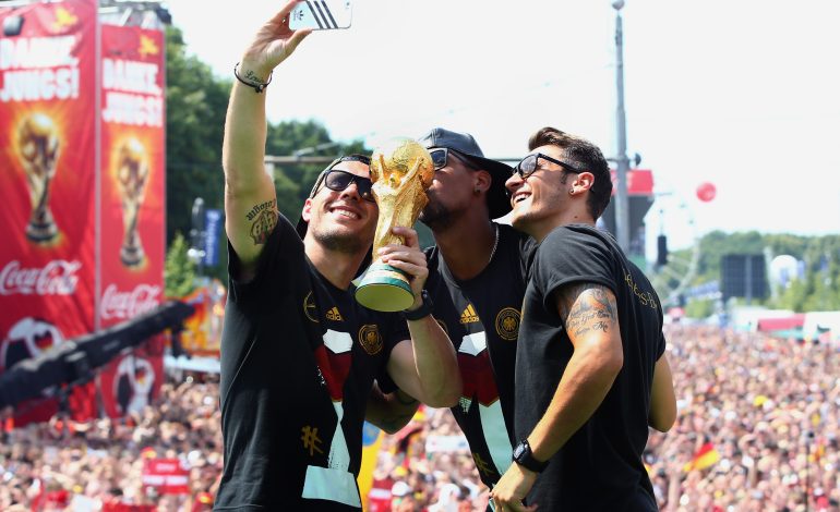 mesut Özil