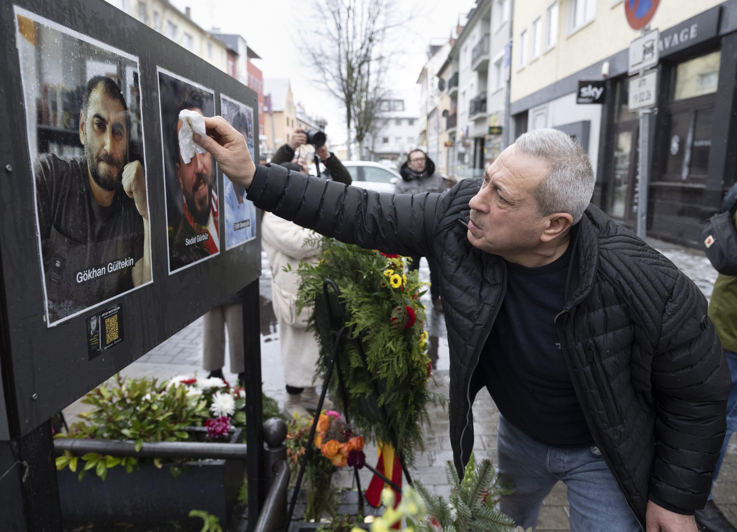 Sechs Jahre nach rassistischer Tat: Stilles Gedenken in Hanau und andernorts