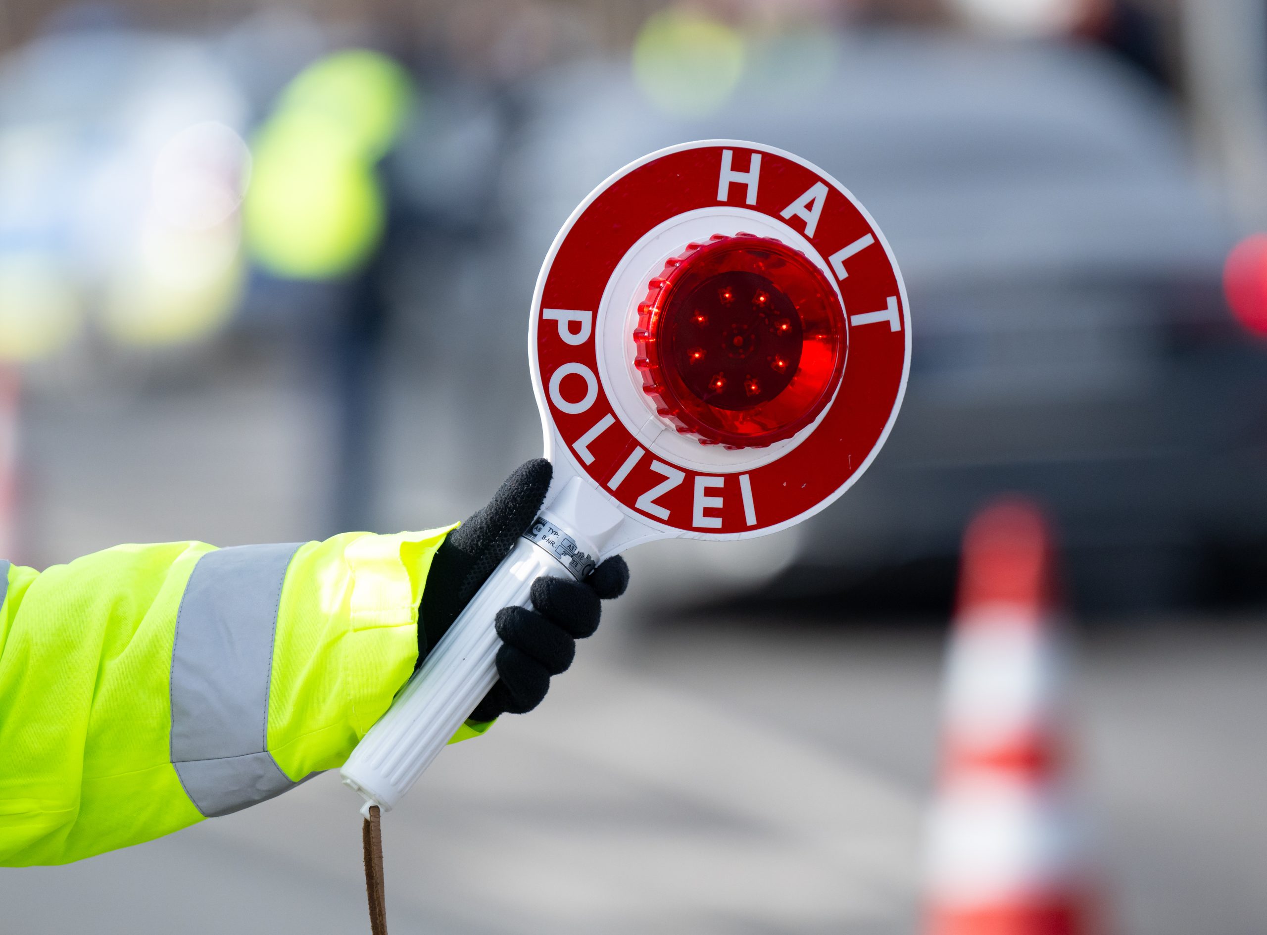 Tödlicher Geschwindigkeitsrausch: Raser muss wohl zurück in die Türkei