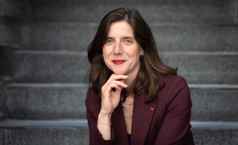 tu präsidentin fatma deniz