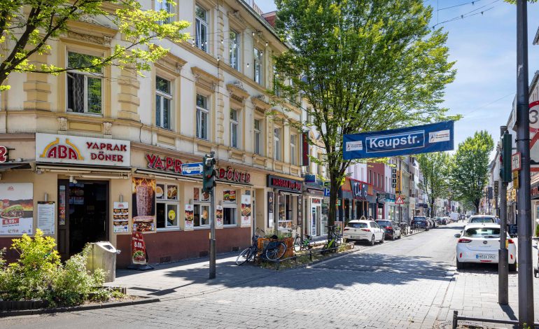 Bis 2029: Ausstellung erinnert weiter an den Anschlag auf die Keupstraße